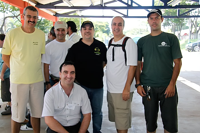 PU2TVI - Ayres, PY2STK - Neto, PY2RJ - João Eoberto, PY2JF - João Roberto e PU2TWG - Glaucio